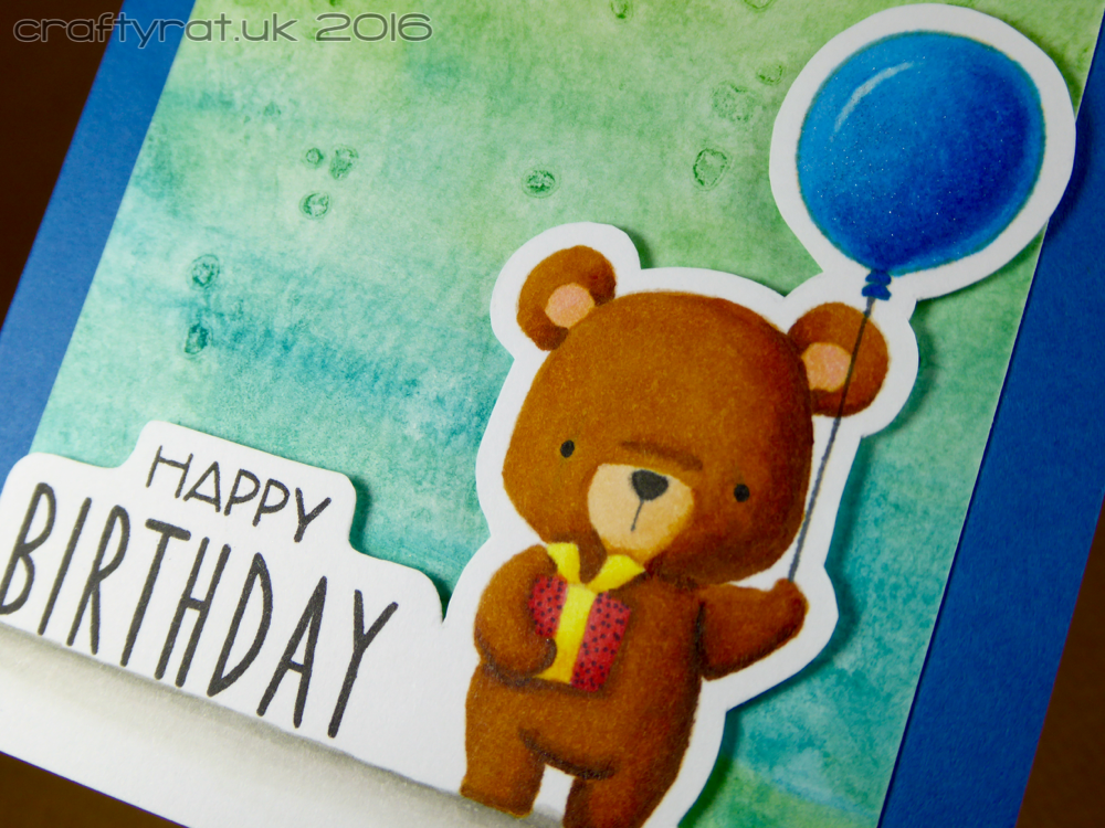 no-line bear - detail