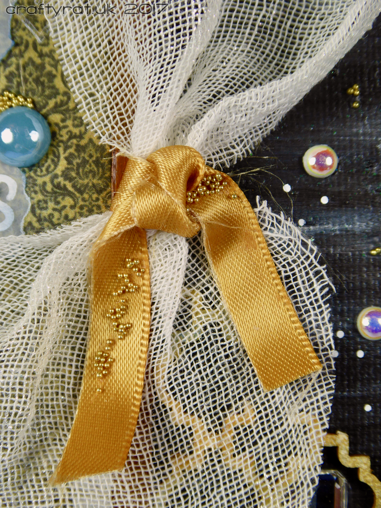 shiny-objects-curtain