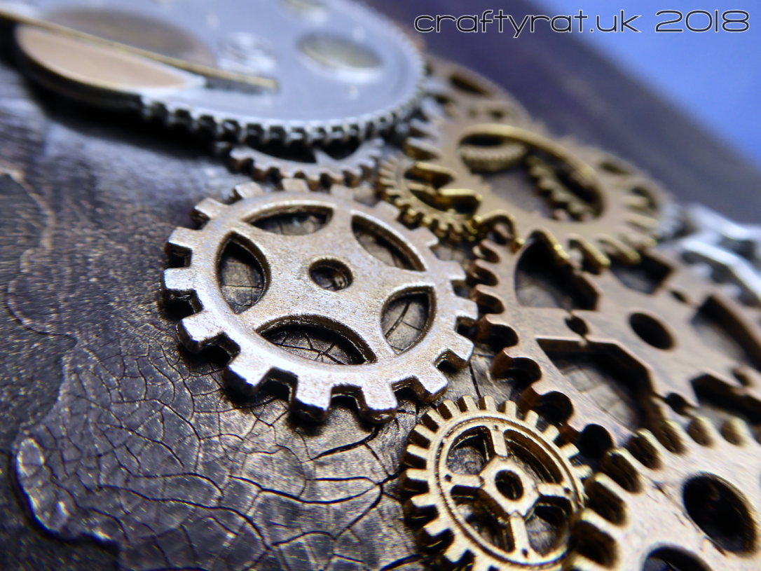 CRX0020 gears detail 3